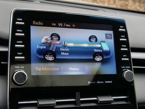 Used 2021 Toyota Avalon XSE image 12