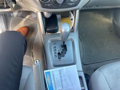 Used 2010 Subaru Forester 2.5X Premium w/ Popular Equipment Group 1A image 6