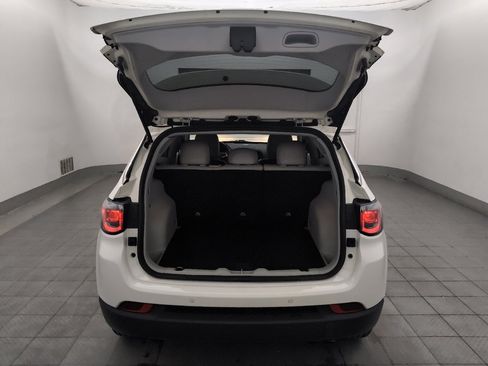 Used 2021 Jeep Compass Limited FWD image 29
