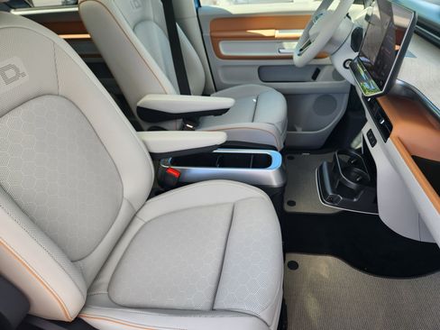 New 2025 Volkswagen ID. Buzz 1st Edition image 28