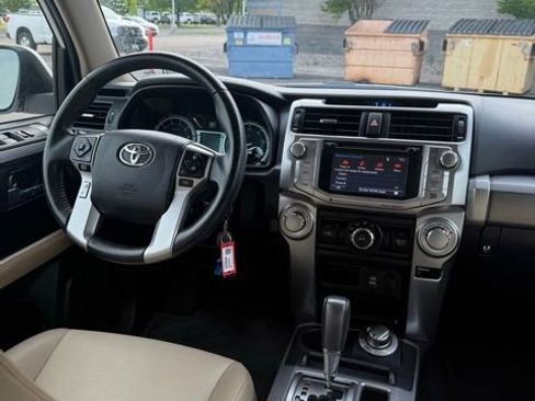 Used 2016 Toyota 4Runner SR5 Premium AWD/4WD image 25