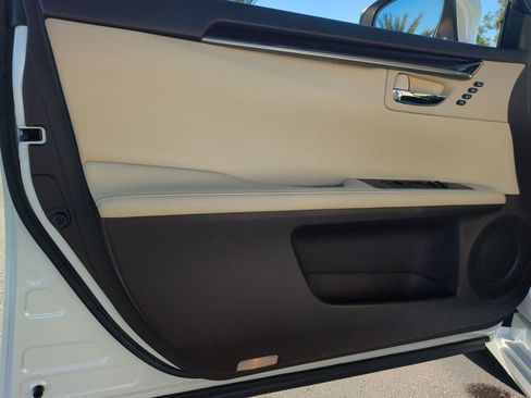 Used 2017 Lexus ES 350 image 13