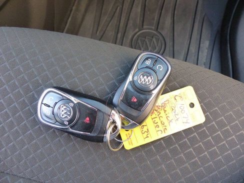 Used 2021 Buick Encore Preferred w/ Safety Package AWD/4WD image 45