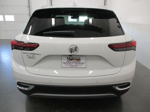 Used 2023 Buick Envision Essence image 5