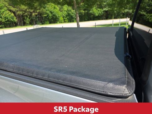 Used 2023 Toyota Tacoma SR5 w/ Technology Package AWD/4WD image 15
