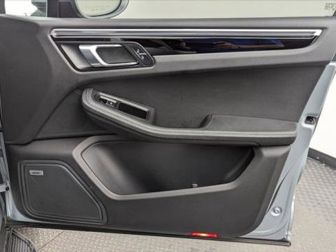 Used 2019 Porsche Macan image 23