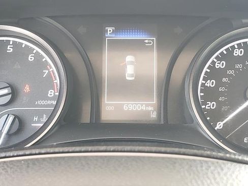 Used 2023 Toyota Camry SE image 20