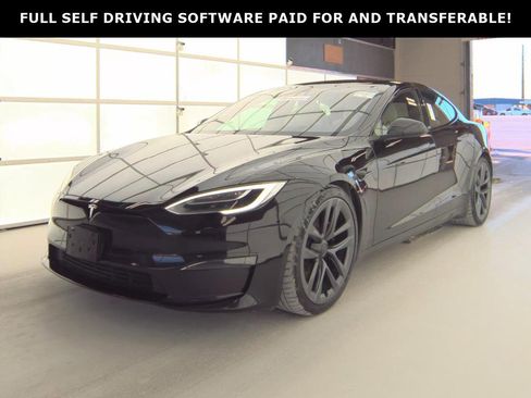 Used 2022 Tesla Model S Plaid image 2