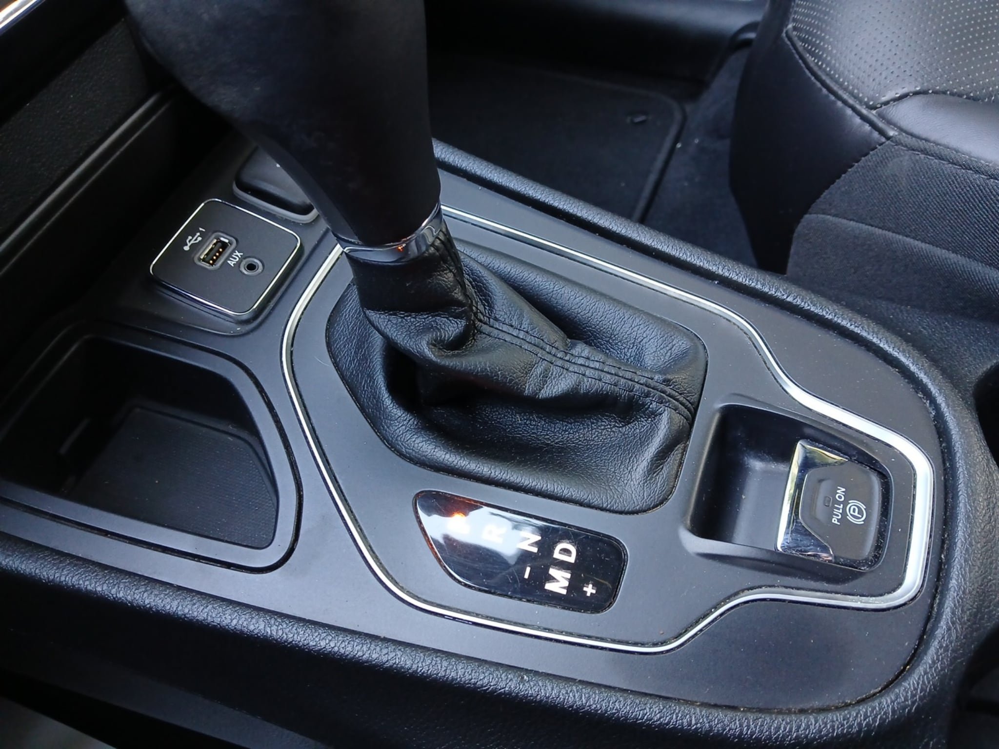 Used 2019 Jeep Cherokee High Altitude FWD image 42