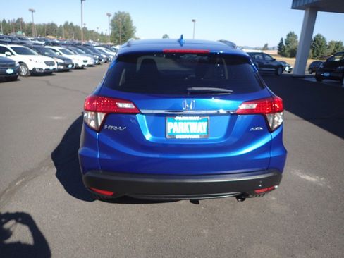 Used 2019 Honda HR-V EX image 4