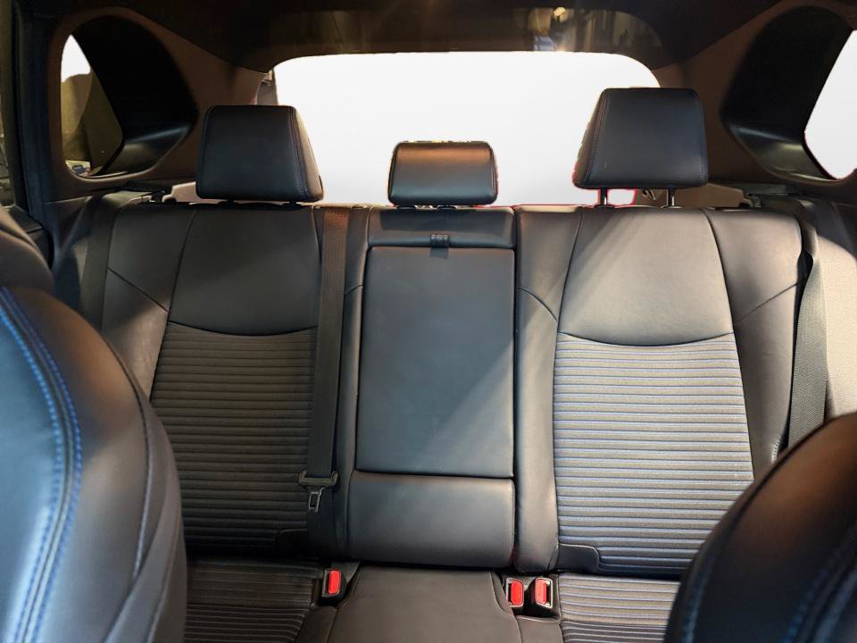 Used 2019 Toyota RAV4 XSE AWD/4WD image 15