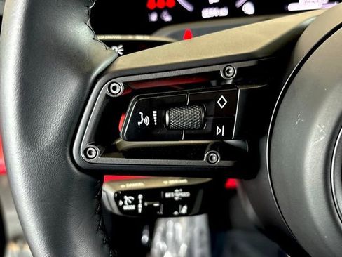 Used 2025 Porsche Taycan image 14