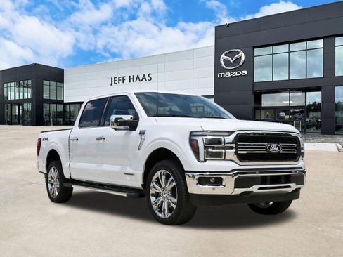 Used 2025 Ford F150 Lariat w/ Equipment Group 502A High AWD/4WD image 4