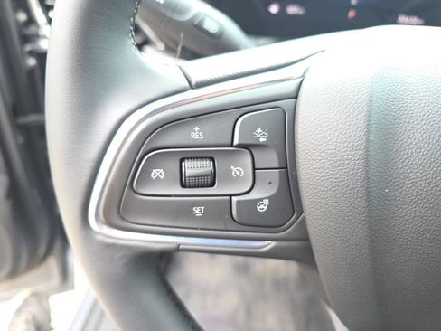 Certified 2024 Buick Envista Sport Touring w/ Convenience I Package FWD image 18