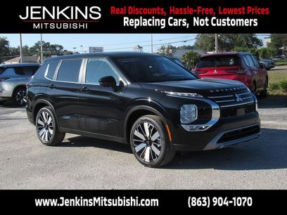 New 2025 Mitsubishi Outlander SE