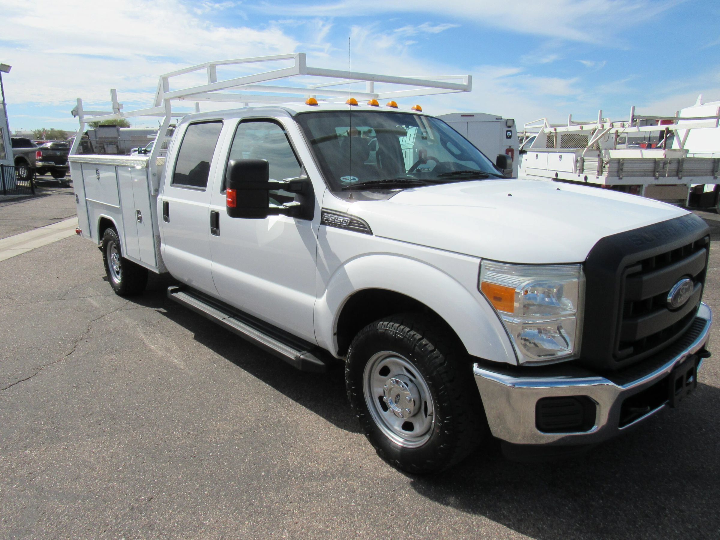 Used 2015 Ford F350 XL w/ Power Equipment Group RWD image 4