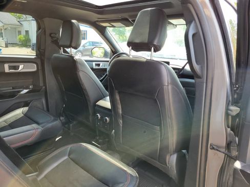 Used 2022 Ford Explorer ST-Line w/ Class IV Trailer Tow Package AWD/4WD image 27