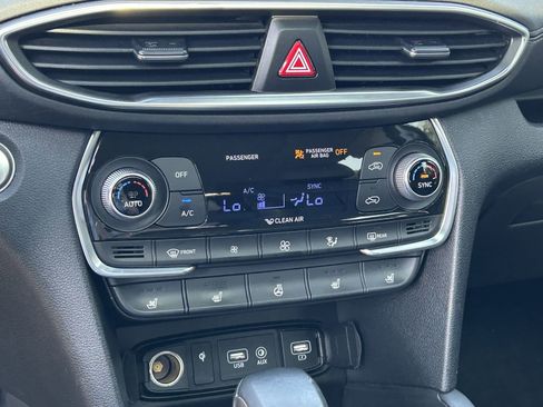 Used 2020 Hyundai Santa Fe Limited image 25