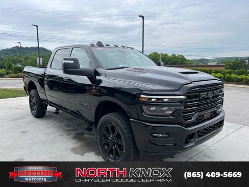 New 2026 RAM 2500 Laramie AWD/4WD image 32