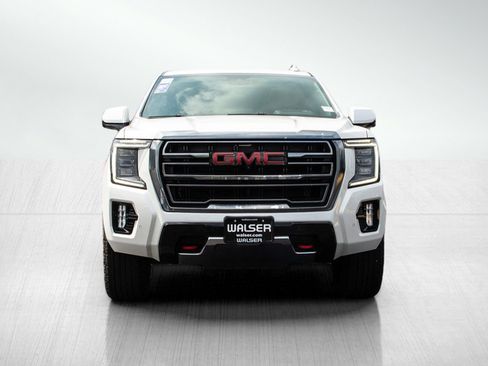 Used 2023 GMC Yukon XL AT4 w/ AT4 Premium Plus Package image 8