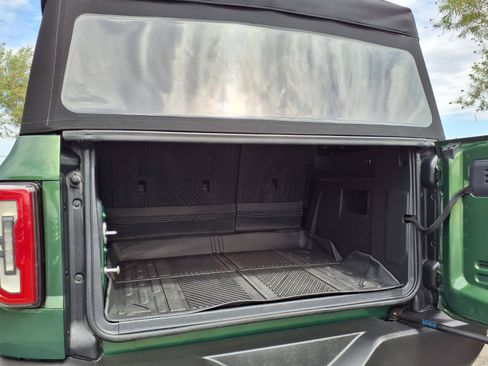 Used 2022 Ford Bronco Outer Banks AWD/4WD image 16