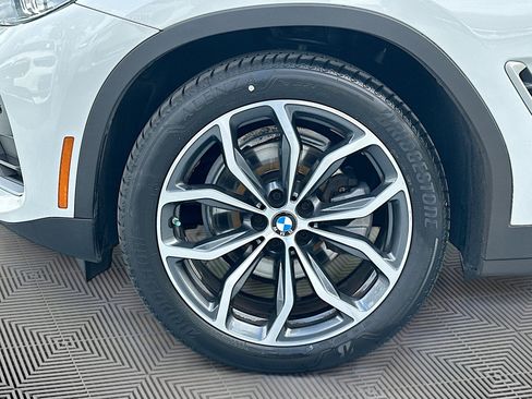 Used 2021 BMW X4 xDrive30i w/ Premium Package image 38