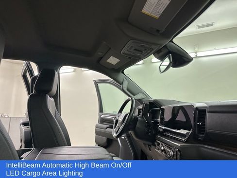 Used 2025 GMC Sierra 2500 SLT w/ SLT Premium Package image 22