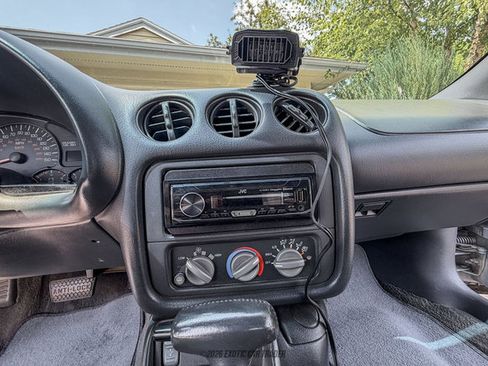 Used 1997 Pontiac Firebird Trans Am RWD image 44