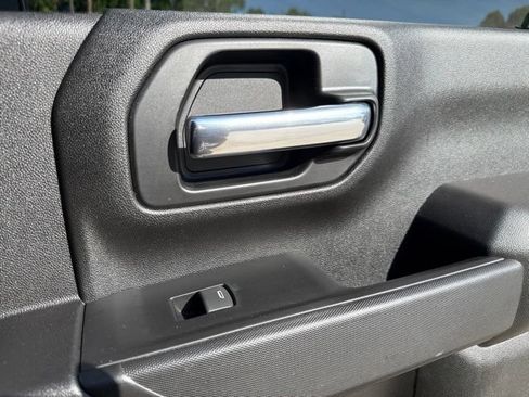 Used 2022 Chevrolet Silverado 2500 Custom w/ Snow Plow Prep/Camper Package AWD/4WD image 40