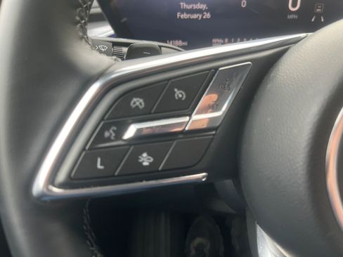 Used 2025 Buick Enclave Preferred image 11