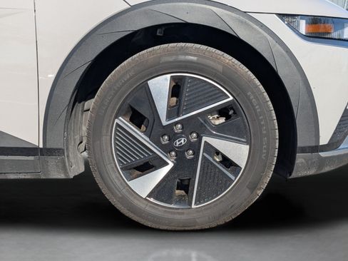 Used 2025 Hyundai Ioniq 5 SEL RWD image 35