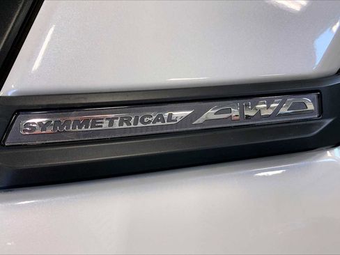 Certified 2025 Subaru Forester image 10