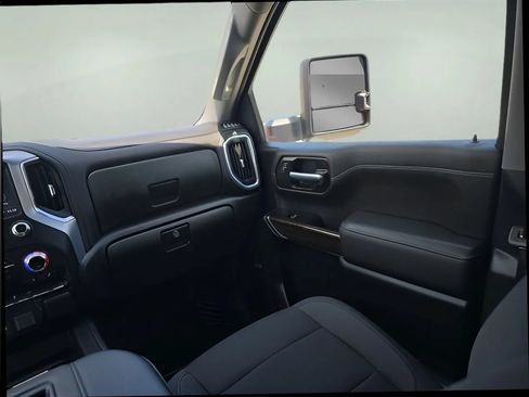 Used 2022 GMC Sierra 1500 Elevation w/ Preferred Package AWD/4WD image 17