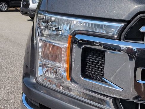 Used 2019 Ford F150 XLT w/ Equipment Group 302A Luxury AWD/4WD image 10