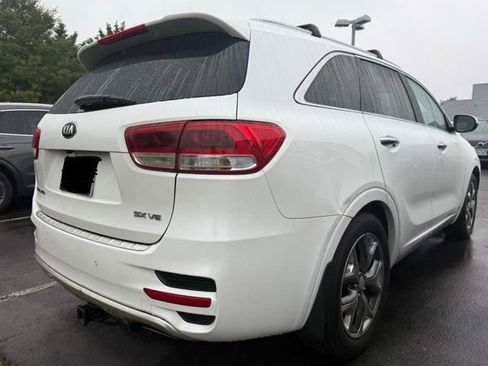 Used 2017 Kia Sorento SX AWD/4WD image 4