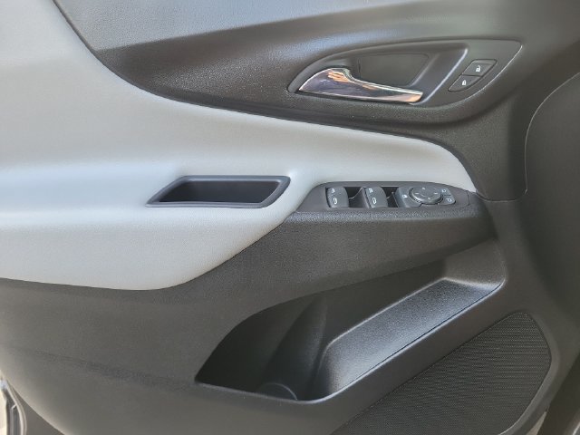 Used 2020 Chevrolet Equinox LS w/ LS Convenience Package FWD image 20