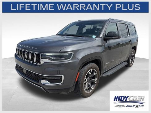 Used 2023 Jeep Wagoneer Series III w/ Preferred Equipment Group AWD/4WD image 1