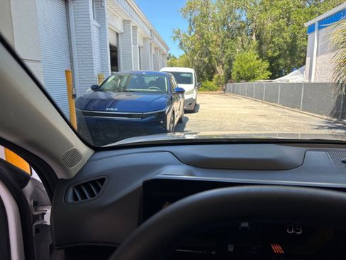 Used 2025 Kia K4 FWD image 35
