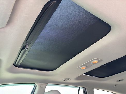 Used 2013 Buick Enclave Premium FWD image 34