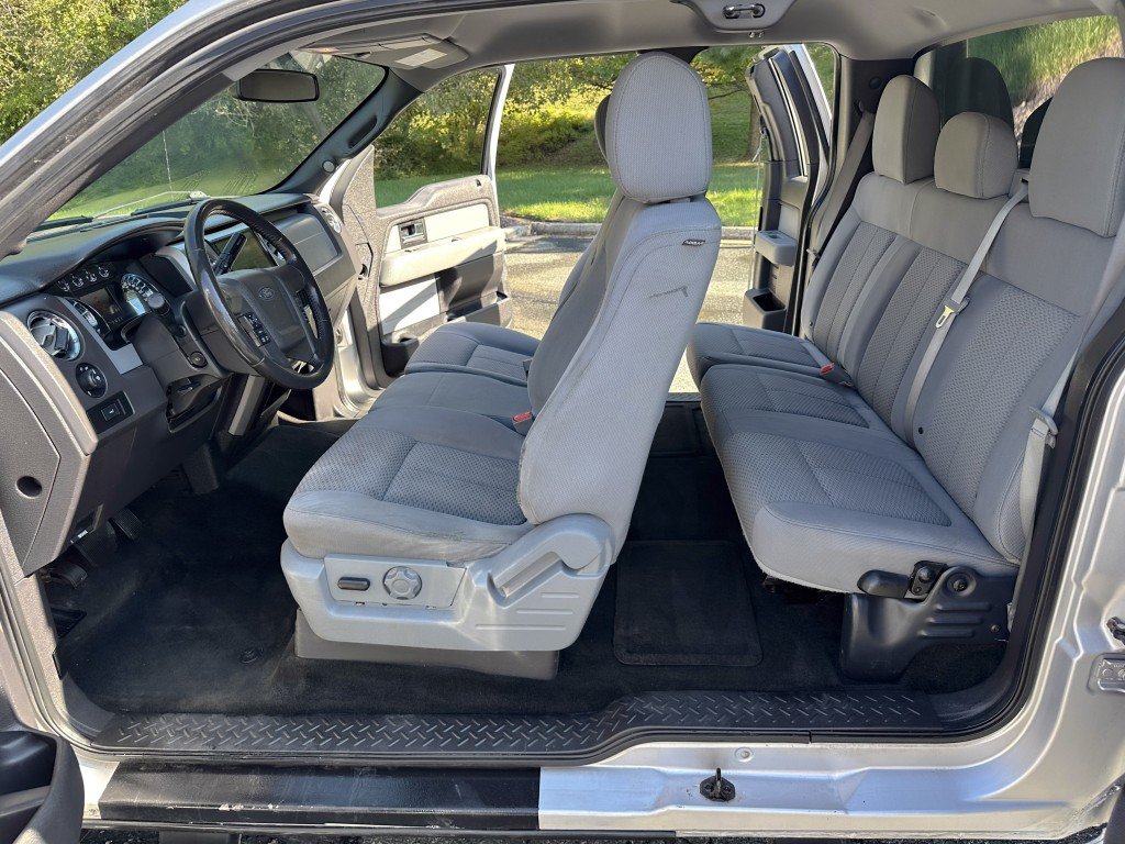 Used 2012 Ford F150 XLT w/ XLT Chrome Pkg AWD/4WD image 15