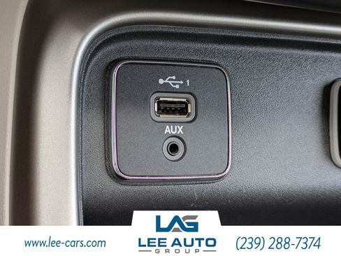 Used 2019 Jeep Compass Latitude w/ Popular Equipment Group FWD image 26