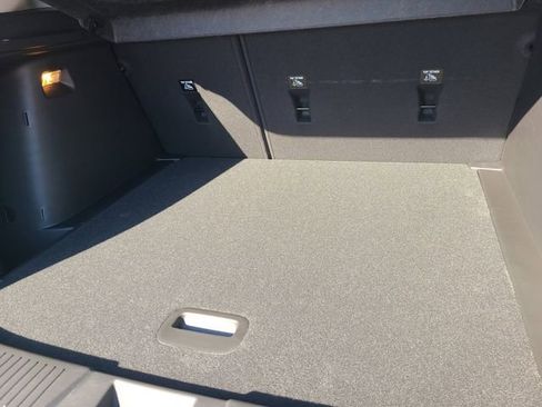 New 2026 Chevrolet Trax LT w/ Midnight Edition image 7