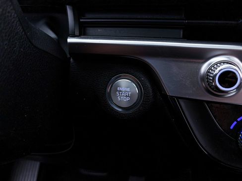Certified 2024 Kia Telluride S w/ S Sunroof Package FWD image 28