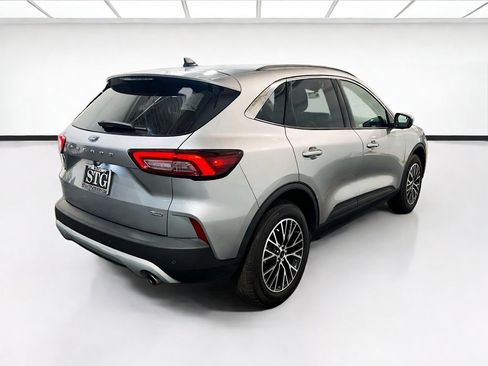 Used 2024 Ford Escape SE FWD image 4