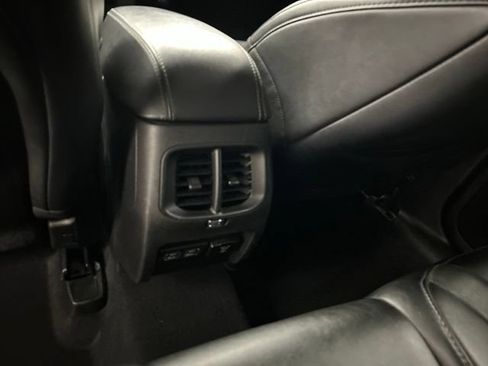 Used 2023 Jeep Cherokee Altitude Lux AWD/4WD image 25
