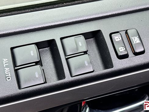 Used 2022 Toyota 4Runner SR5 Premium image 12