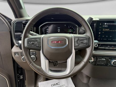 Used 2025 GMC Sierra 1500 SLT AWD/4WD image 15