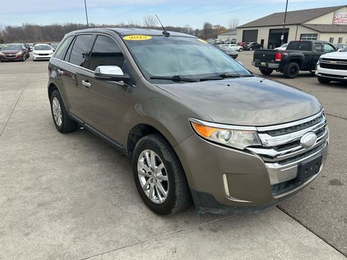 Used 2013 Ford Edge Limited w/ Vision Pkg image 3