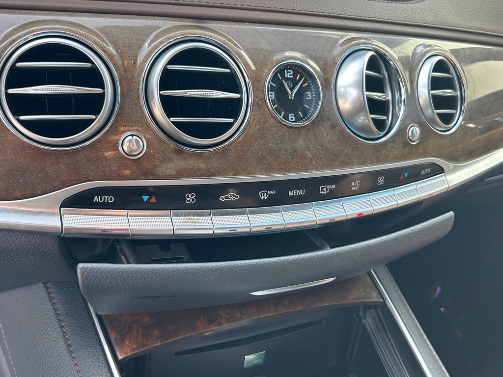 Used 2015 Mercedes-Benz S 550 Sedan image 31