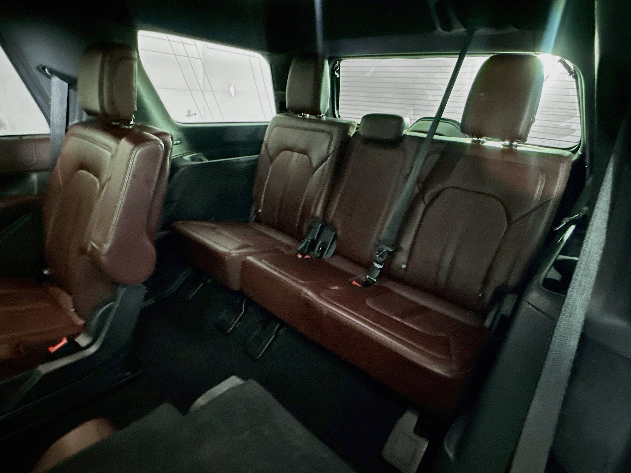 Used 2024 Ford Expedition Limited RWD image 31